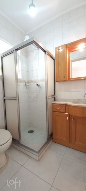 Image 11 - 879485