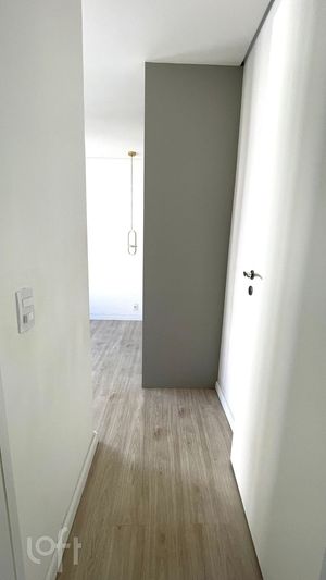 Image 12 - 879486