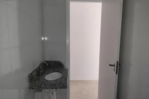 Image 9 - 879487