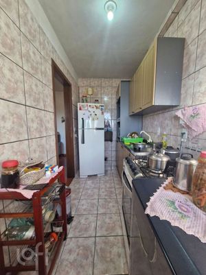 Image 7 - 879493
