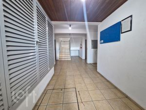 Image 3 - 879493