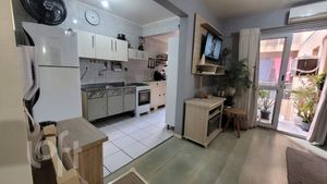Image 3 - 879504
