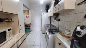 Image 15 - 879504