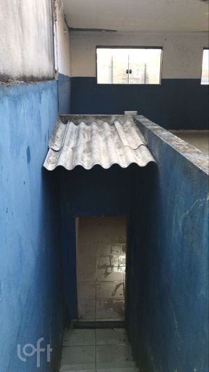 Image 10 - 879515