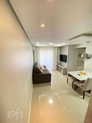 Image 13 - 879519