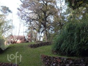 Image 27 - 879523