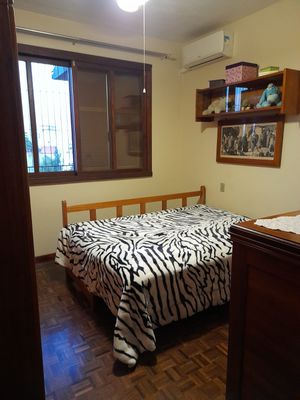 Image 11 - 879524