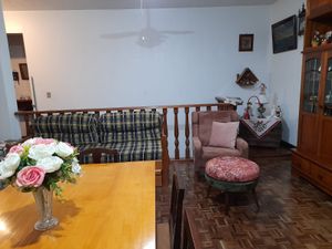Image 5 - 879524