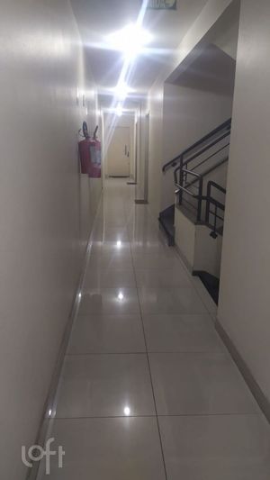 Image 1 - 879528