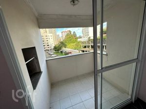 Image 4 - 879532