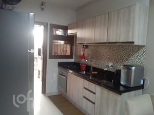 Image 4 - 879537