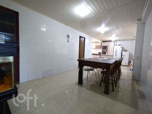 Image 22 - 879554