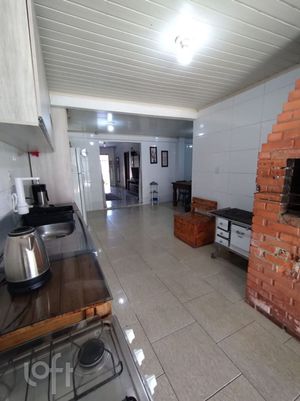 Image 19 - 879554