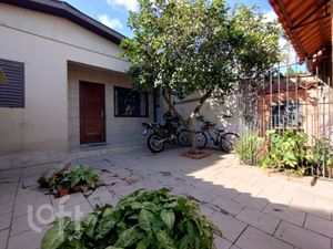 Image 2 - 879554