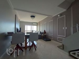Image 15 - 879558