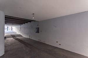 Image 5 - 879559