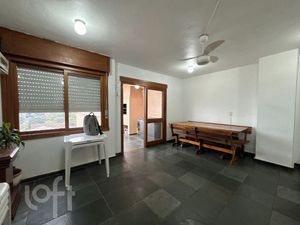 Image 42 - 879560
