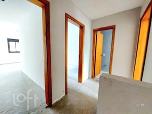Image 7 - 879568