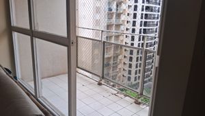 Image 2 - 879571