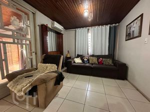 Image 4 - 879574