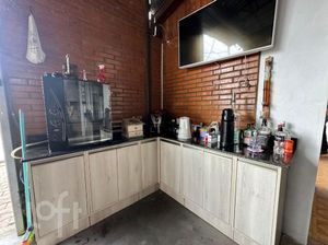 Image 1 - 879574
