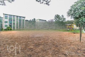 Image 4 - 879575