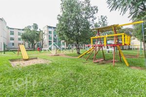 Image 3 - 879575
