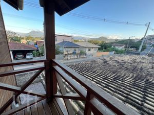 Image 17 - 879577
