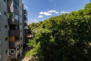 Image 34 - 879579