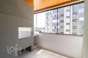 Image 3 - 879579