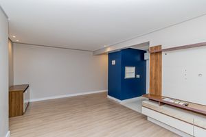 Image 3 - 879683