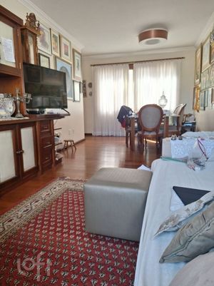 Image 14 - 879684