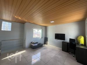 Image 8 - 879687