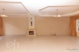 Image 3 - 879690