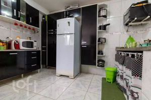 Image 3 - 879695