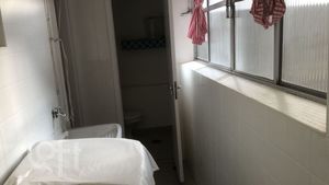Image 3 - 879701