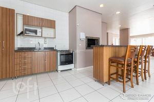 Image 31 - 879708