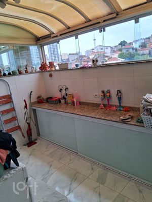 Image 15 - 879713