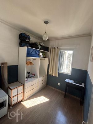 Image 7 - 879717