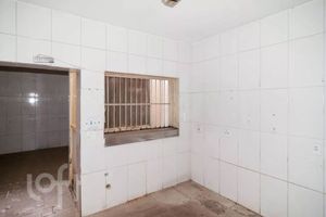 Image 4 - 879720