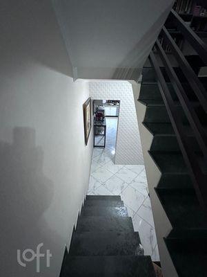 Image 4 - 879722