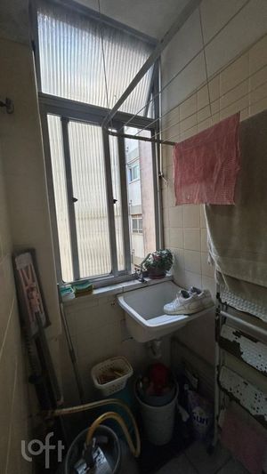 Image 15 - 879728