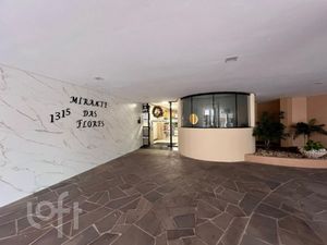 Image 31 - 879730