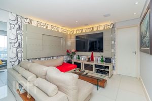 Image 1 - 879731