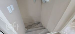 Image 30 - 879738