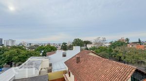 Image 24 - 879742