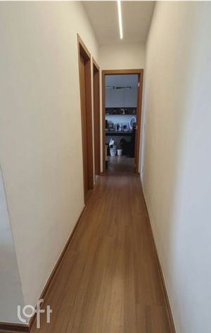 Image 8 - 879743
