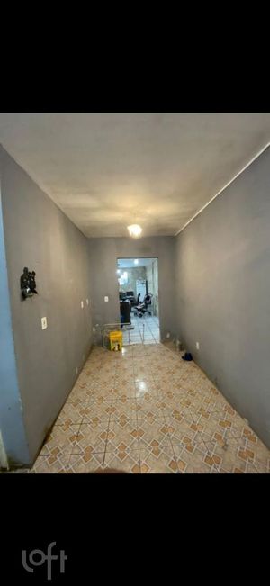 Image 10 - 879744