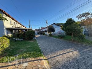 Image 0 - 879744