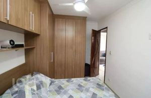 Image 7 - 879745